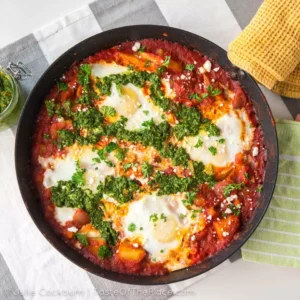 Shakshuka Recipe (Eggs Poached In Spicy Tomato Sauce)
